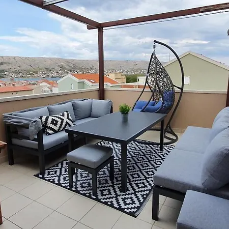 Apartament Marta Pag Town