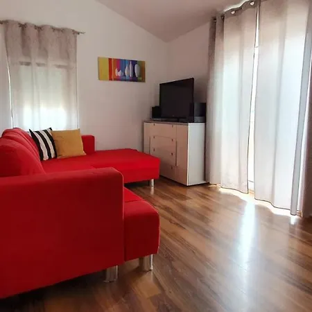 Marta Apartment *