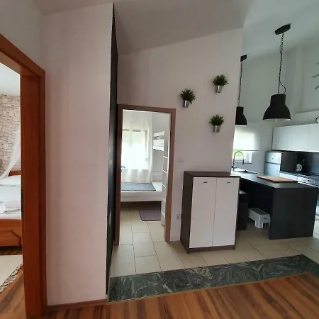 Marta Apartamento Pag Town